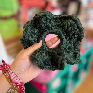 Chunky Knit Green Hair Scrunchie